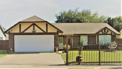 8052 Trimble Dr, Fort Worth, TX 76134