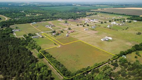 8701 Fm 697, Whitewright, TX 75491