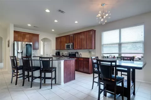 13100 Red Robin Dr, Fort Worth, TX 76244