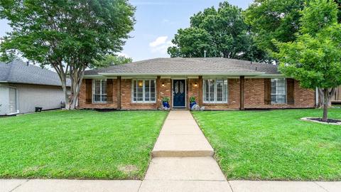 1805 Clear Point Dr, Garland, TX 75041
