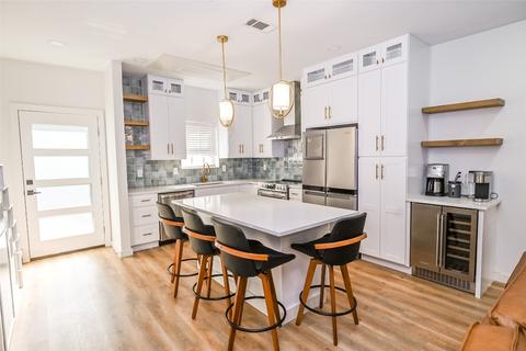 2727 Shelby Ave #W, Dallas, TX 75219