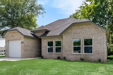 110 Donelton St, Cumby, TX 75433
