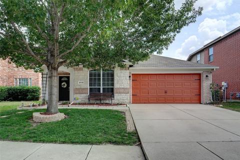 4056 Summerhill Ln, Fort Worth, TX 76244