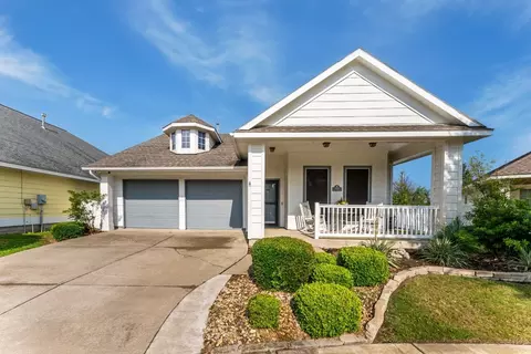 1000 Belle Manor Dr, Savannah, TX 76227