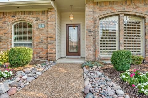 204 Steamboat Dr, Coppell, TX 75019