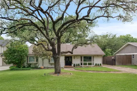 7011 Greentree Ln, Dallas, TX 75214