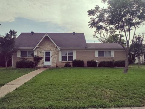 905 Darnel Dr, Mesquite, TX 75149