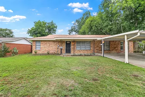 5032 Roxie St, Haltom City, TX 76117