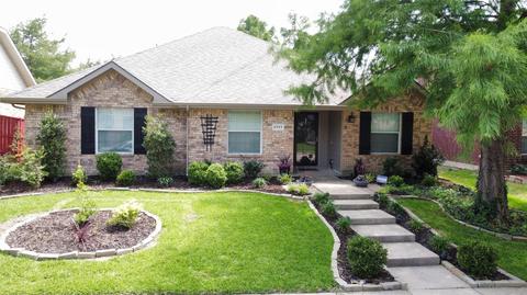2943 Clear Creek Dr, Rockwall, TX 75032