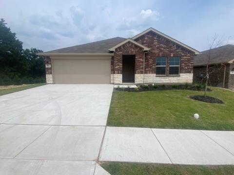 156 Anderson Mill St, Azle, TX 76020