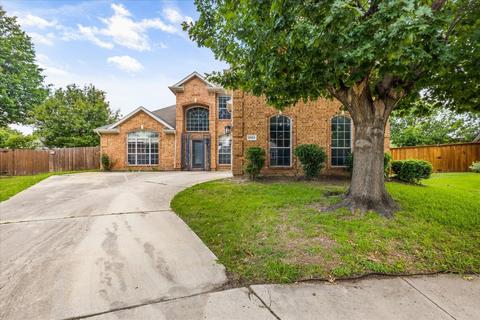 2953 Hastings Dr, Grand Prairie, TX 75052
