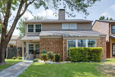 2205 Windy Dr, Garland, TX 75044