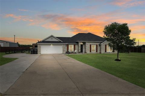 810 Overland Dr, Lowry Crossing, TX 75069