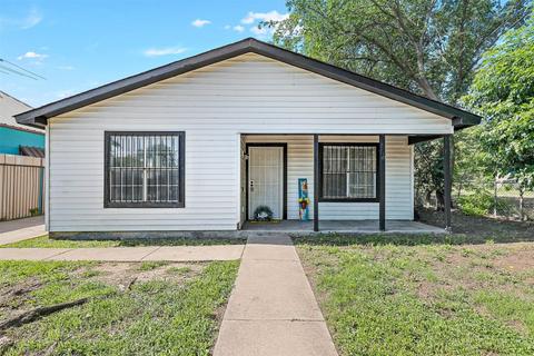 1016 E Tucker St, Fort Worth, TX 76104