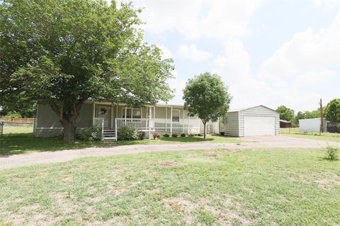 1300 Terry Dr, Aledo, TX 76008