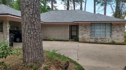 501 Pine Cone Dr, Haughton, LA 71037