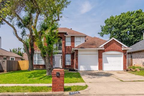 5212 La Viva Ln, Arlington, TX 76017