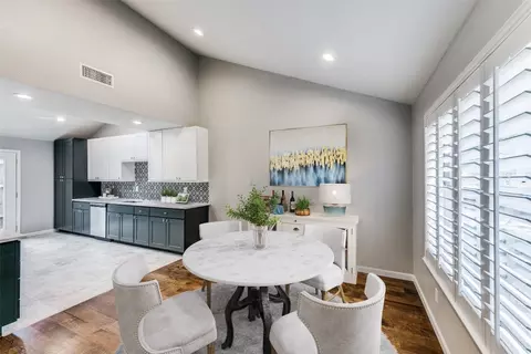 5719 Holly Hill Cir, Dallas, TX 75231