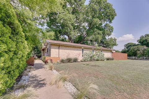 9433 Pinewood Dr, Dallas, TX 75243