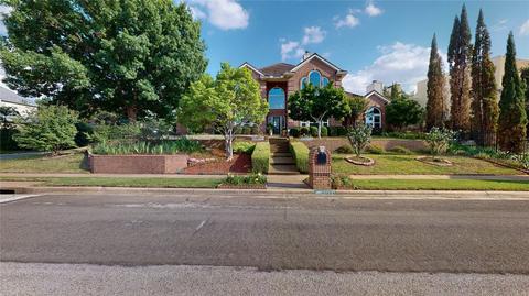 3122 Shadow W Dr, Arlington, TX 76006