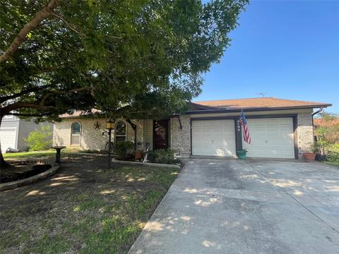 4504 Easy St, Haltom City, TX 76117