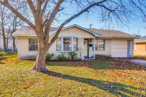 322 Monica Dr, Garland, TX 75041