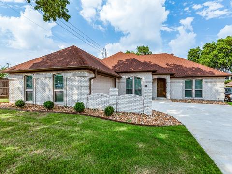 1032 Kingston Dr, Mansfield, TX 76063