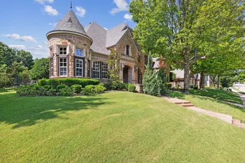 509 Haverhill Ln, Colleyville, TX 76034