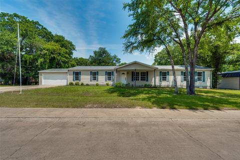 154 Tres Lagos Blvd, Gun Barrel City, TX 75156
