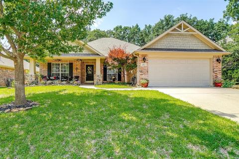 812 Royal Oak Ln, Burleson, TX 76028