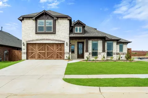 541 Joe St, Burleson, TX 76028
