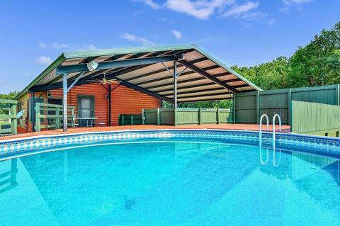 606 Trail Rd, Denison, TX 75021