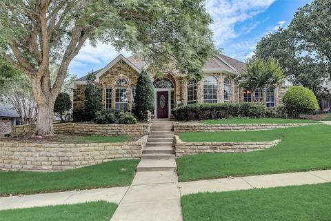 1009 Carousel Dr, Bedford, TX 76021