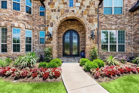 6805 Strauss, Colleyville, TX 76034