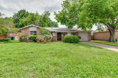 6604 Yosemite Dr, Fort Worth, TX 76112