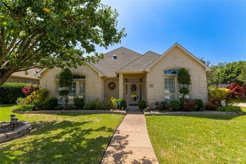 7000 Brierhill Ct, Fort Worth, TX 76132