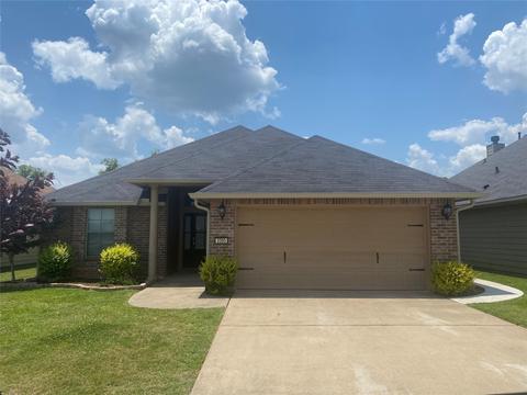 3305 Grand Lake Dr, Bossier City, LA 71111