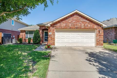968 Caliche Rd, Fort Worth, TX 76108