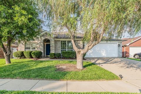 6923 Meadow Bend Dr, Arlington, TX 76002