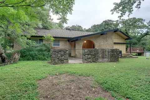 5314 Lemons Rd, Fort Worth, TX 76140