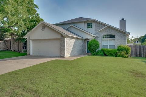 10608 Bing Dr, Fort Worth, TX 76108