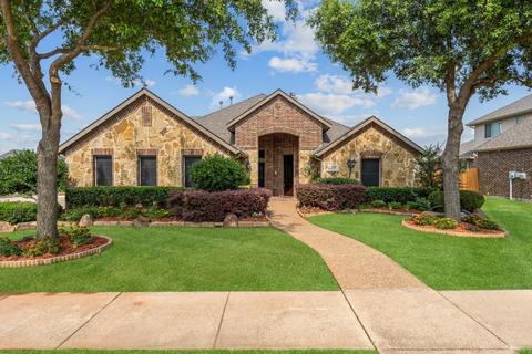 4001 Dalton Dr, Rowlett, TX 75089