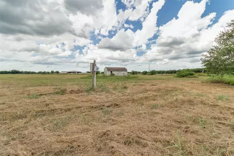 4979 Fm 1563, Commerce, TX 75496