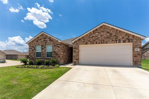 9101 Lookout Pt, Fort Worth, TX 76179