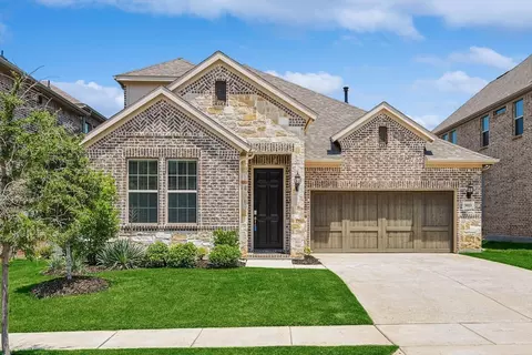 9013 Colorado Bnd, Lantana, TX 76226