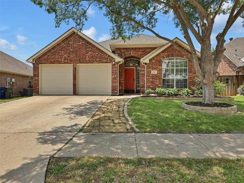 6717 Woodcrest Ln, Sachse, TX 75048