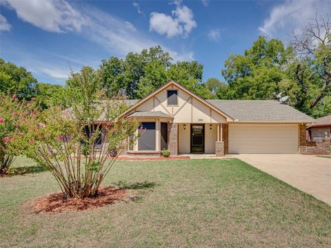 308 Hidden Valley Dr, Aledo, TX 76008