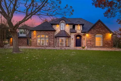 501 Oak Brook Dr, Lucas, TX 75002