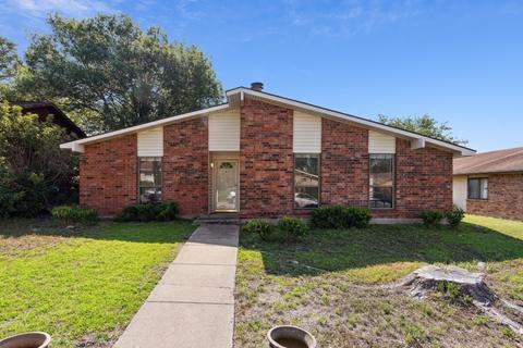 6406 Alta Oaks Dr, Garland, TX 75043