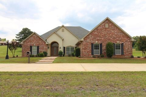 649 Longleaf Dr, Minden, LA 71055